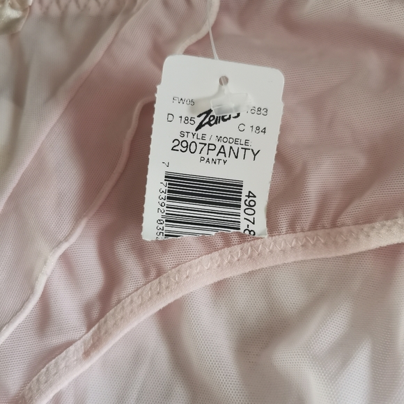 Jolie Pink Panties Size Small - Picture 7 of 10